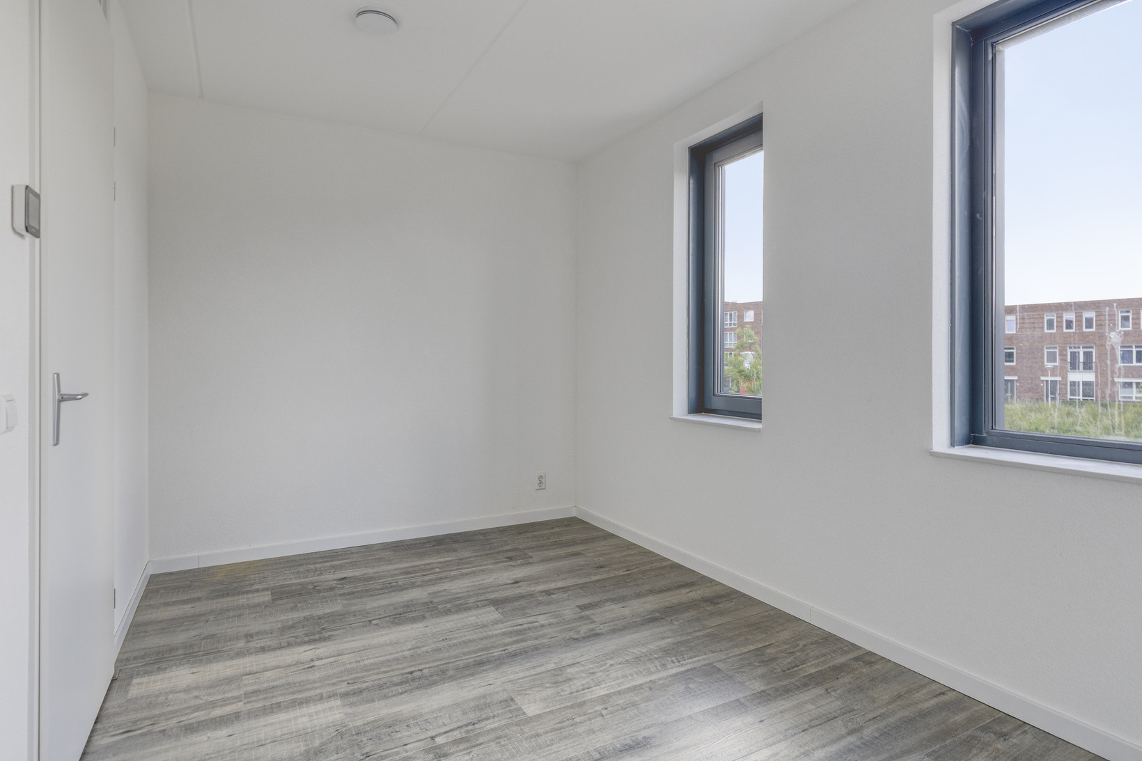 Tussenwoning te koop: Ambachtsherenpad 63, Zoetermeer