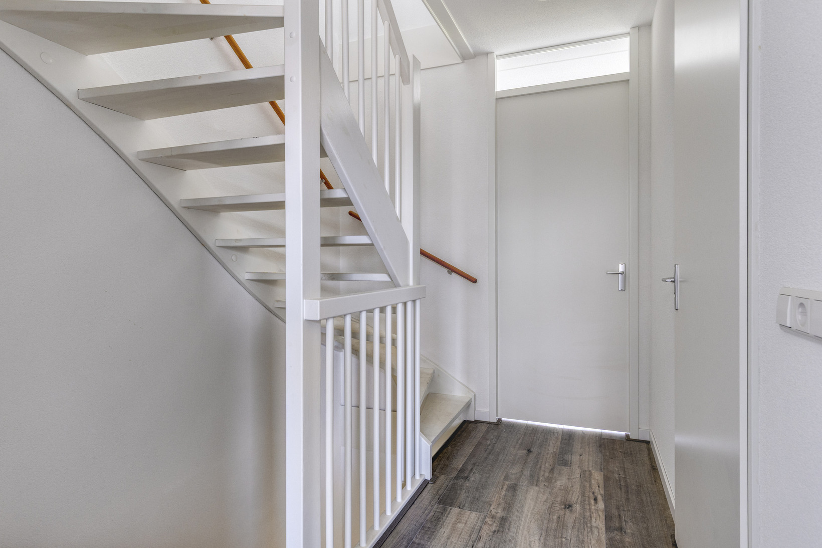 Tussenwoning te koop: Ambachtsherenpad 63, Zoetermeer