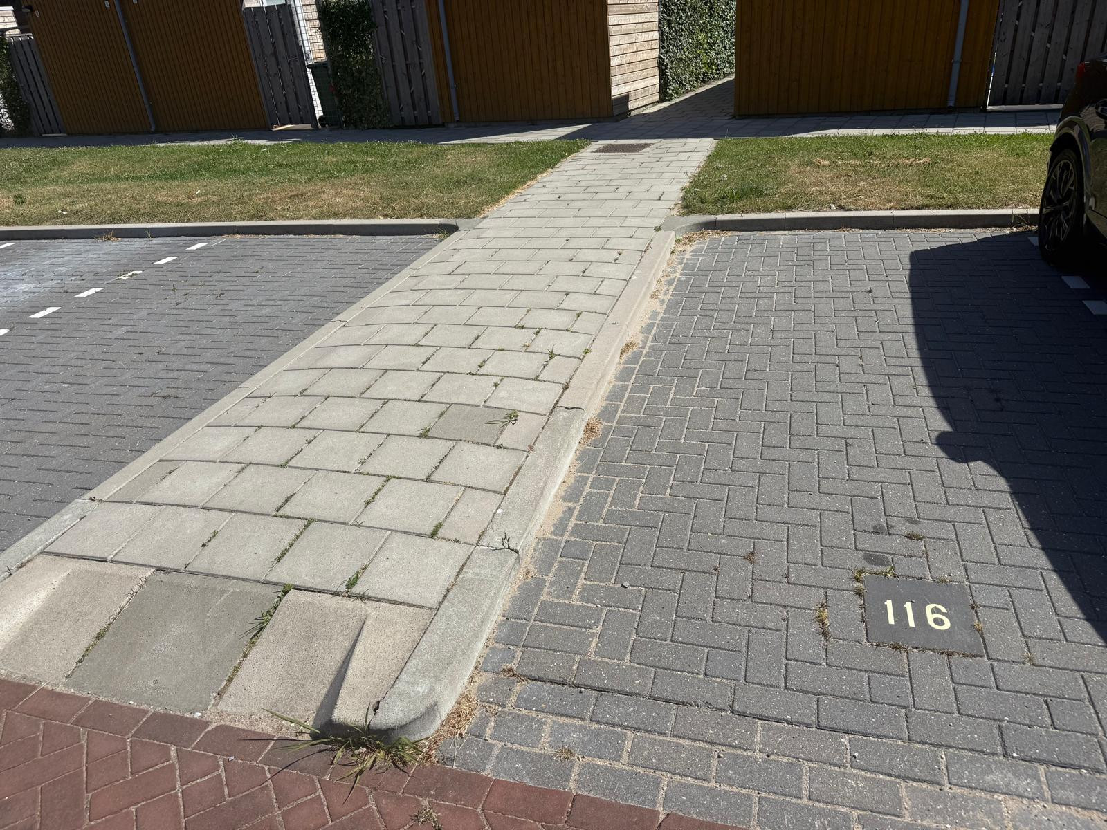 Tussenwoning te koop: Ambachtsherenpad 63, Zoetermeer