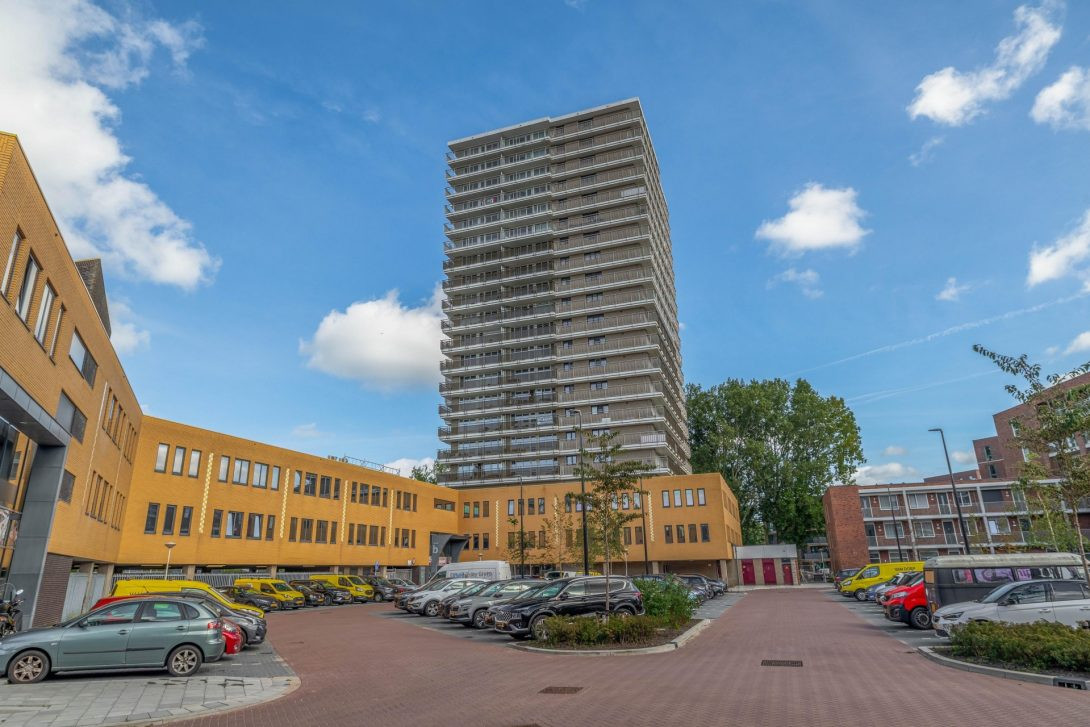 Appartement te koop: Croesinckplein 104, Zoetermeer