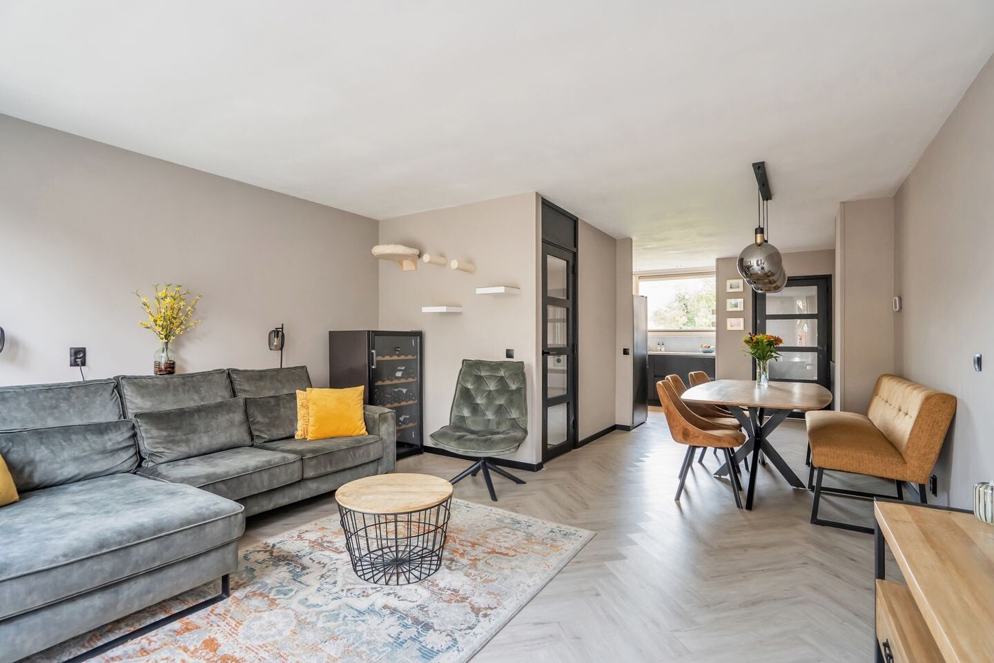Tussenwoning te koop: Perengaarde 61, Zoetermeer