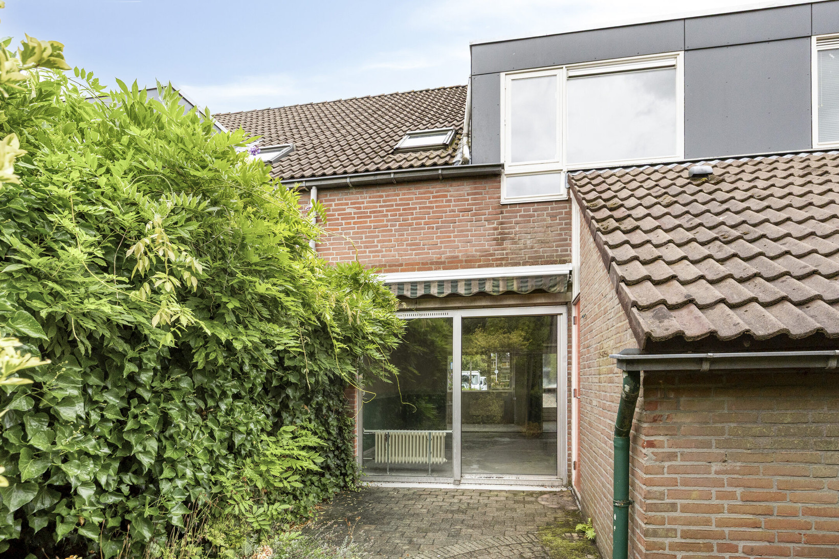 Tussenwoning te koop: Bananengaarde 35, Zoetermeer