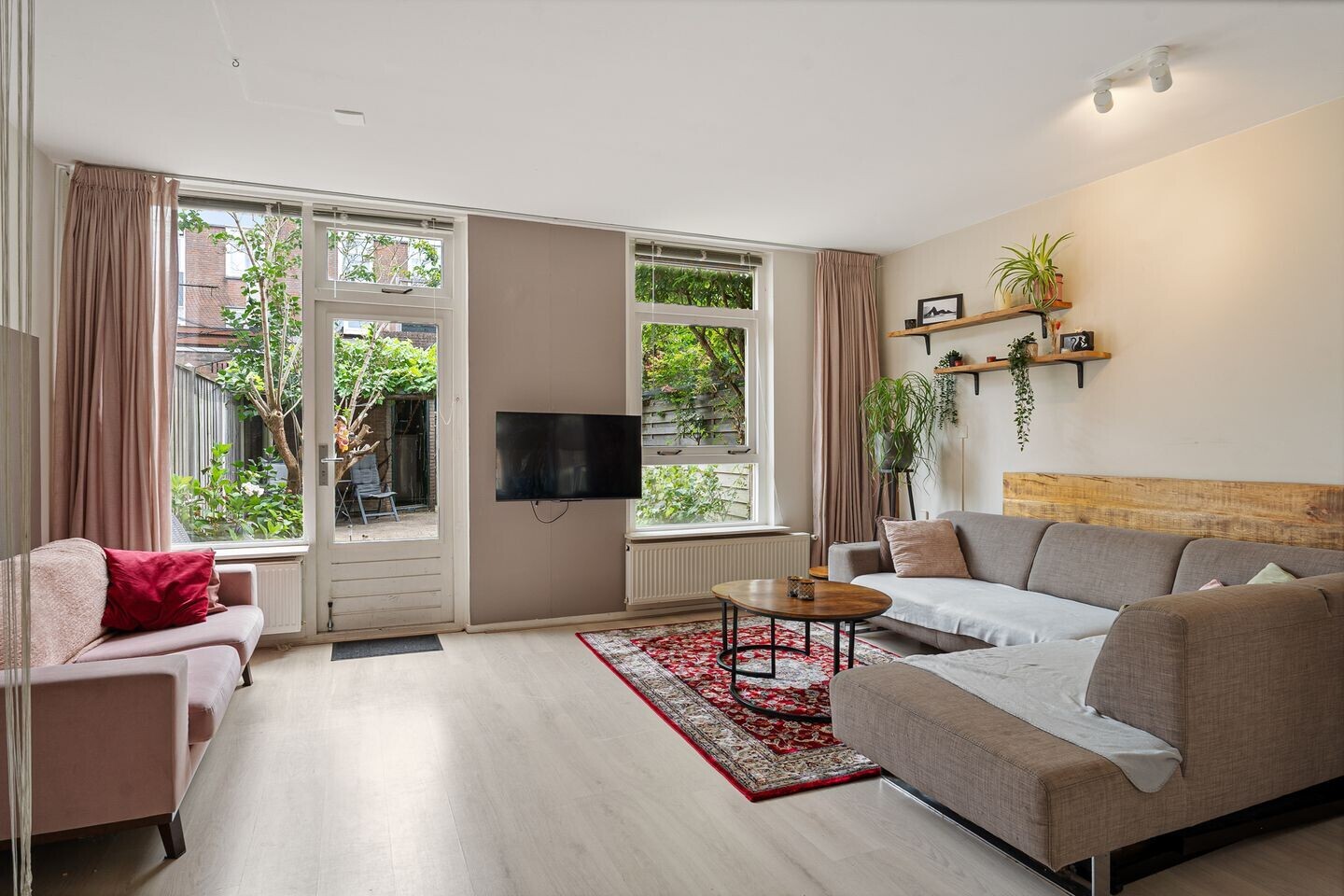 Tussenwoning te koop: Azaleapark 76, Zoetermeer