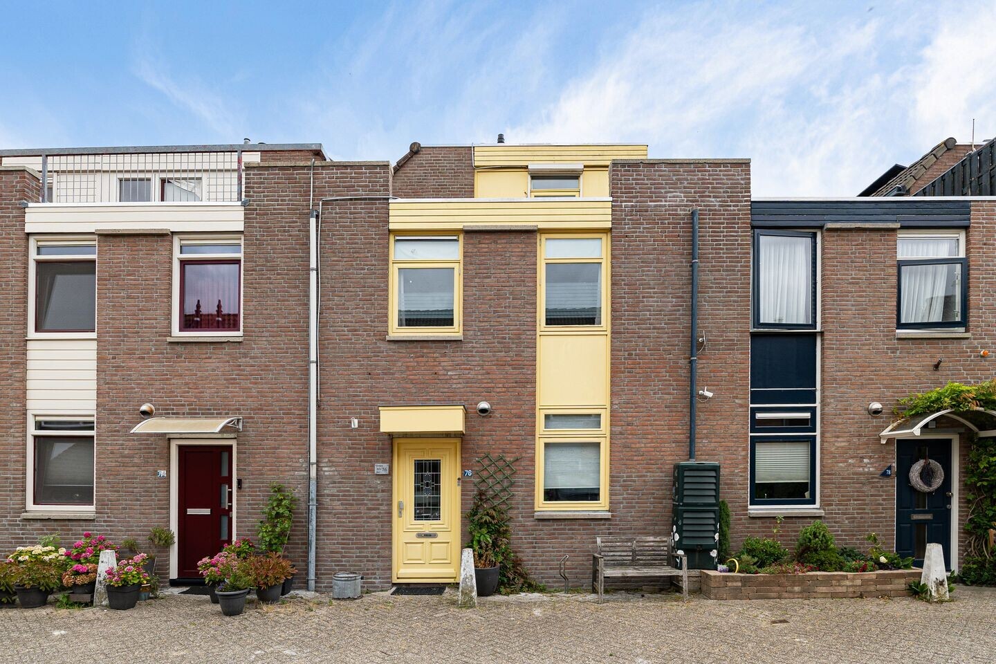 Tussenwoning te koop: Azaleapark 76, Zoetermeer