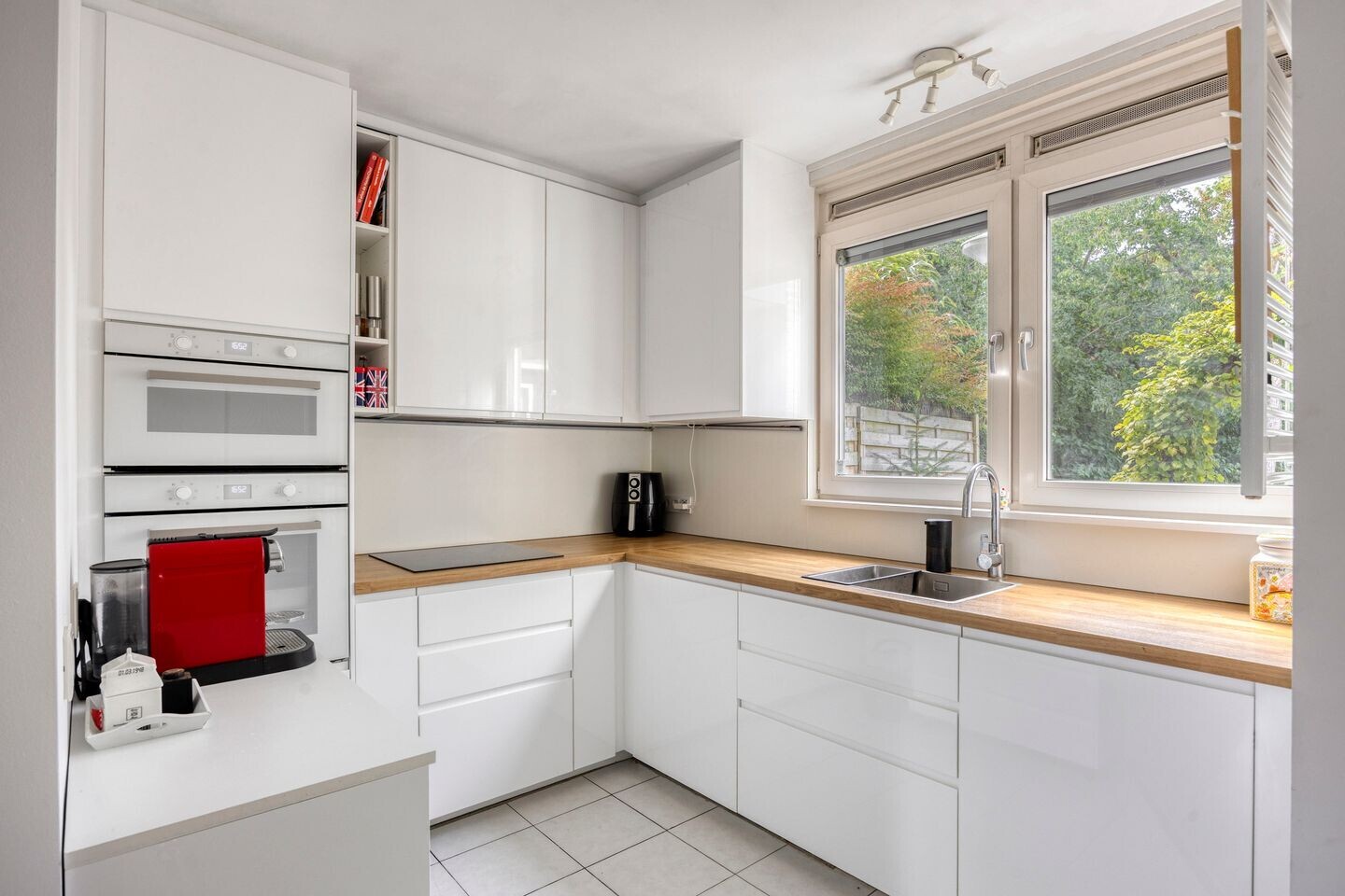 Tussenwoning te koop: Weigeliapark 50, Zoetermeer