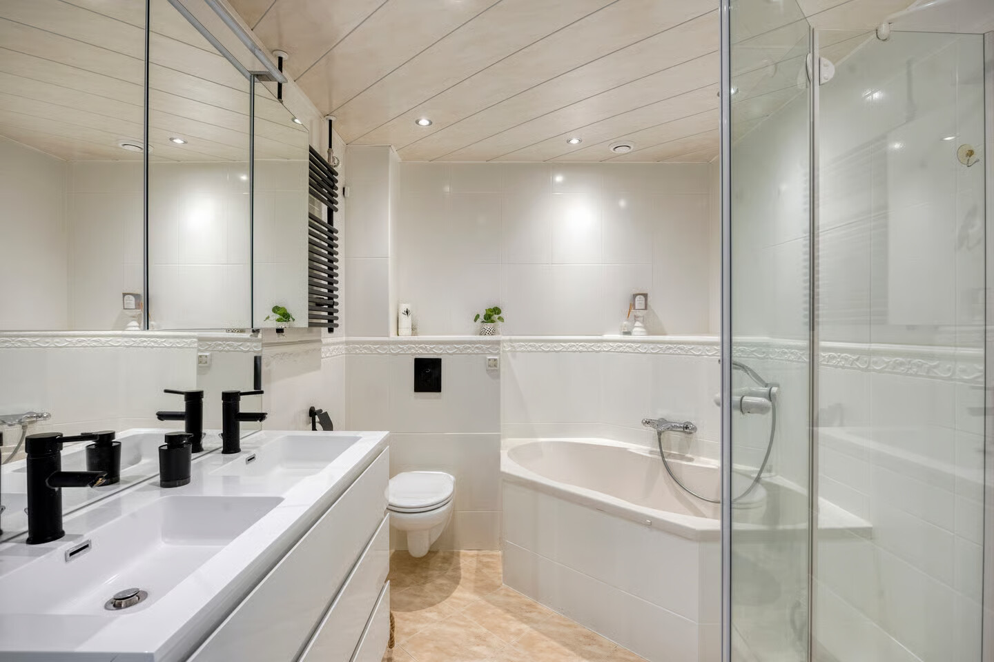 Tussenwoning te koop: Weigeliapark 50, Zoetermeer