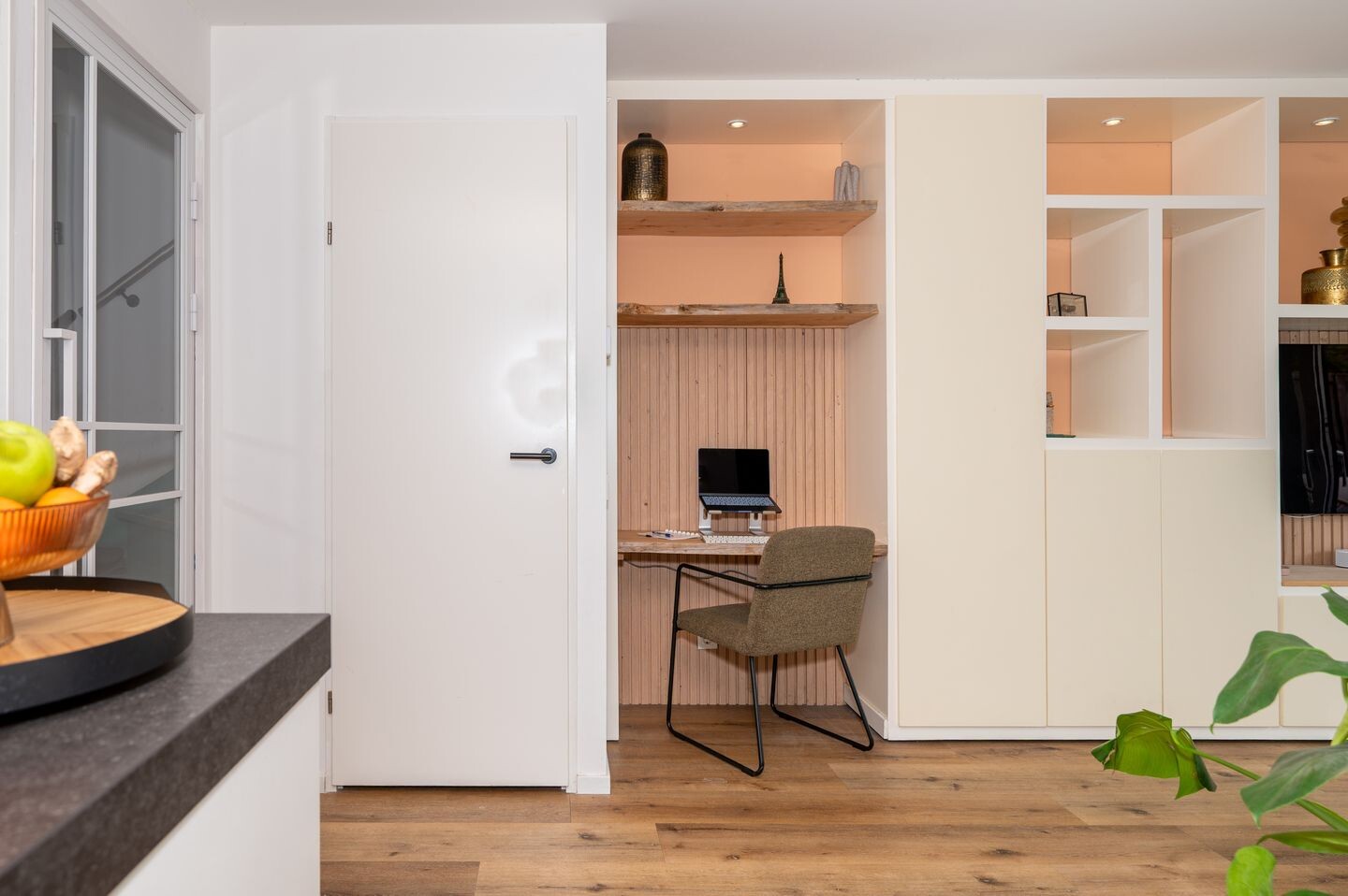 Tussenwoning te koop: Kadelaan 114, Zoetermeer