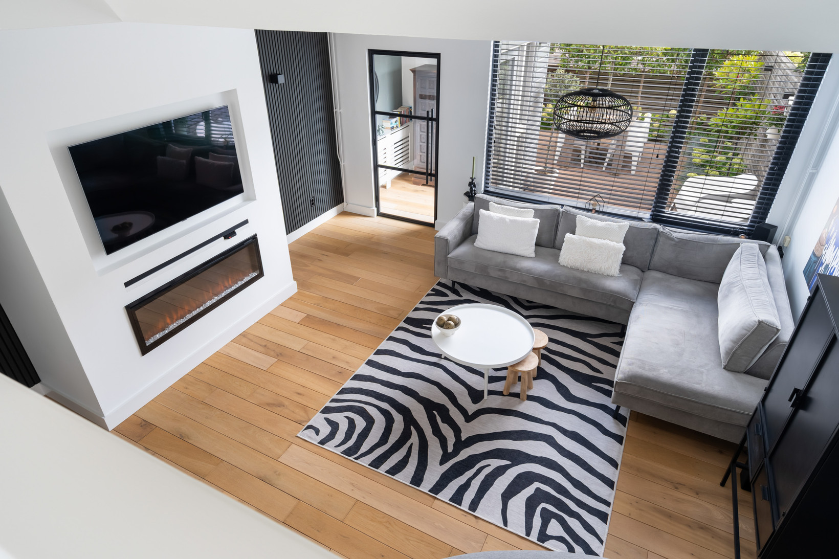 Tussenwoning te koop: Medeaschouw 54, Zoetermeer
