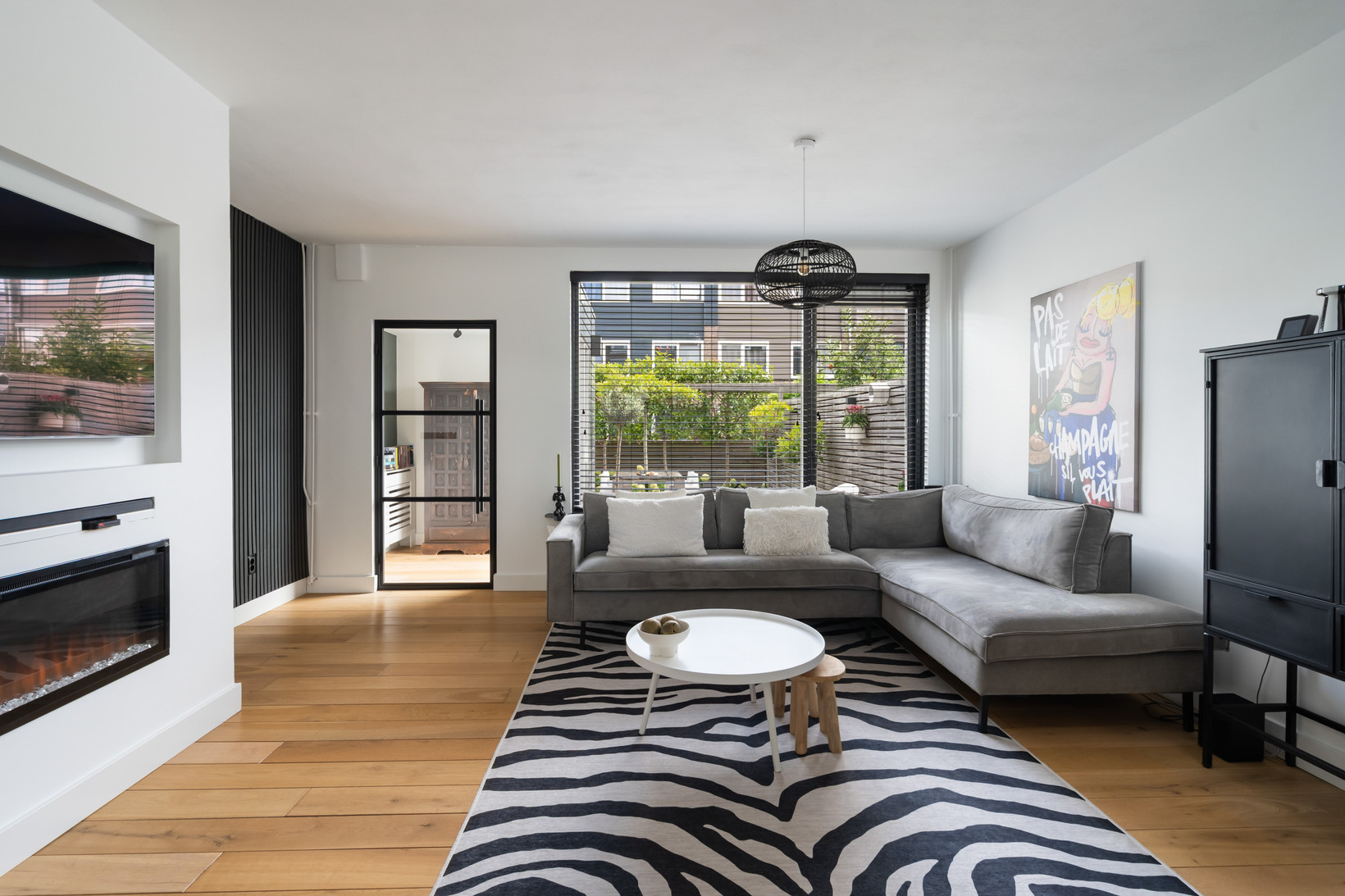Tussenwoning te koop: Medeaschouw 54, Zoetermeer