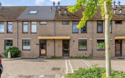 Kwikstaartveld 48