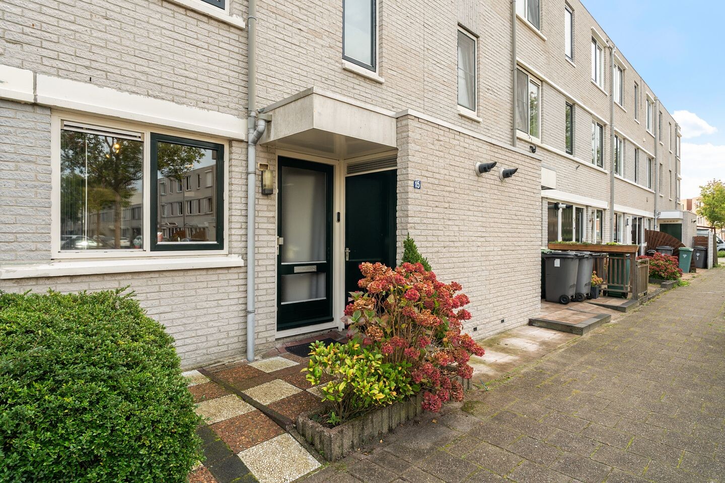 Tussenwoning te koop: Rosweide 15, Zoetermeer