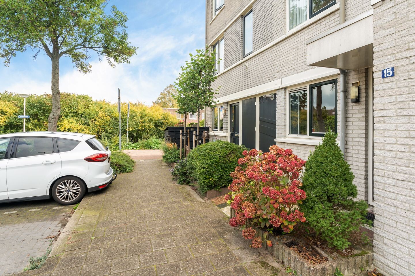 Tussenwoning te koop: Rosweide 15, Zoetermeer