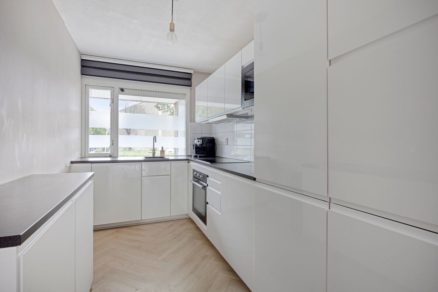 Tussenwoning te koop: Lijnbaan 27, Zoetermeer