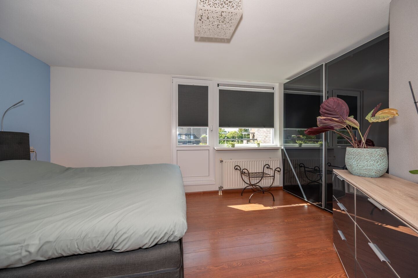 Tussenwoning te koop: Douschans 12, Zoetermeer