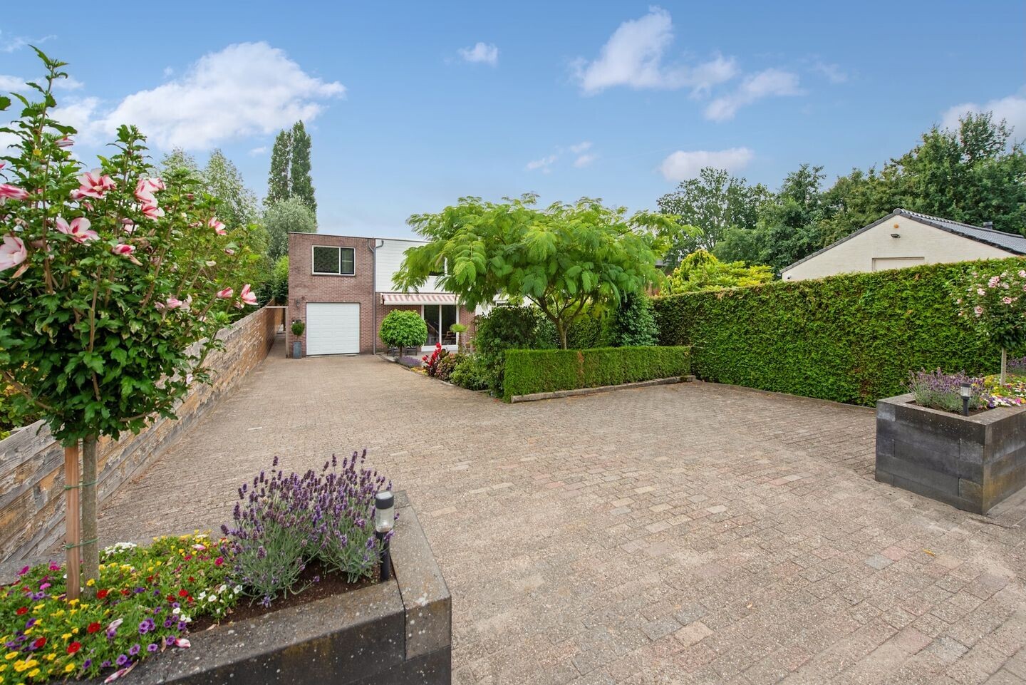 Twee-onder-één-kap te koop: Zegwaartseweg 65, Zoetermeer