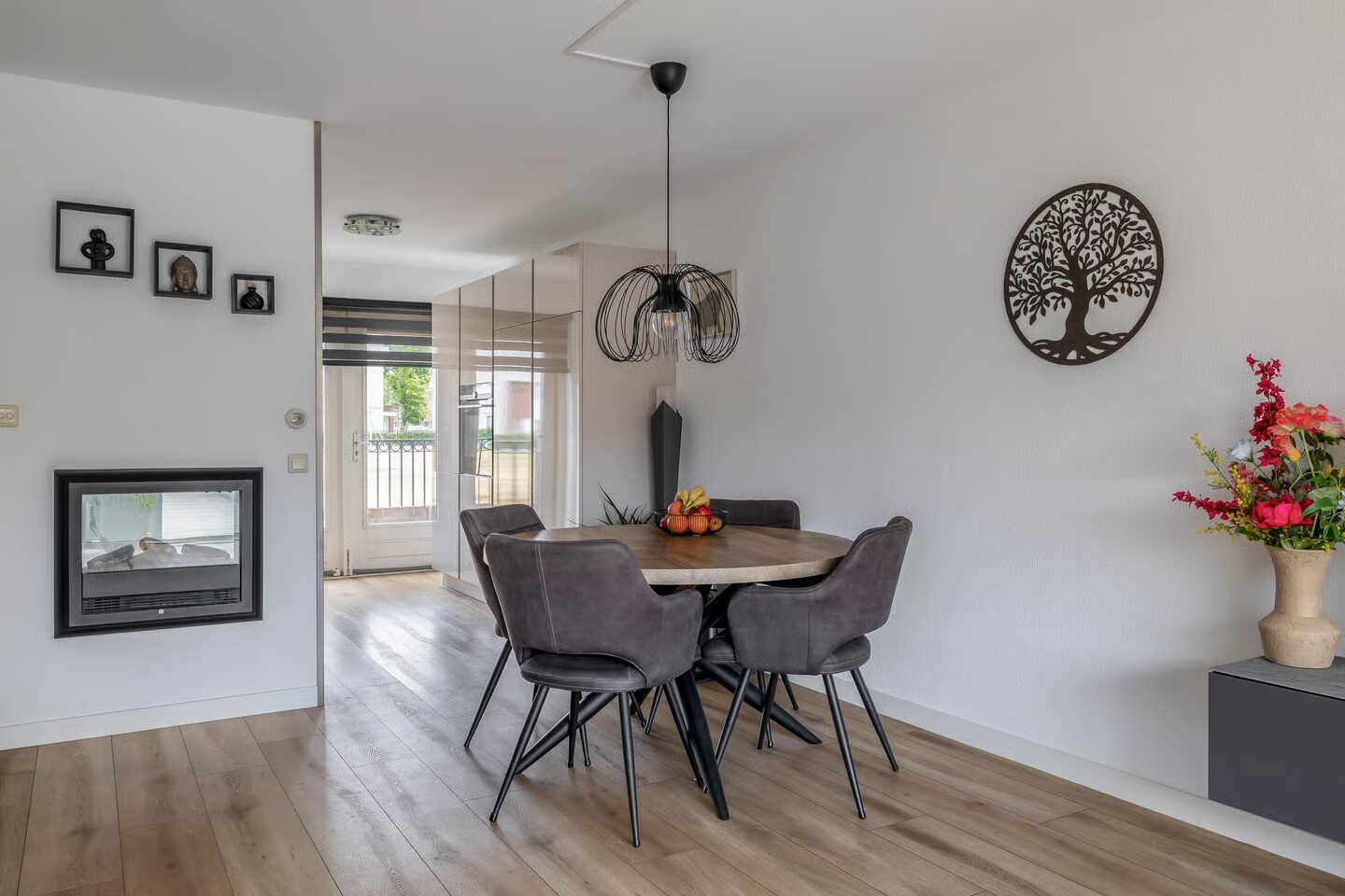 Tussenwoning te koop: Hillegersbergstraat 11, Zoetermeer
