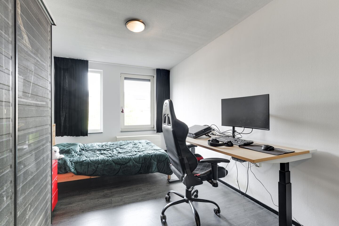 Tussenwoning te koop: Hazerswoudestraat 61, Zoetermeer