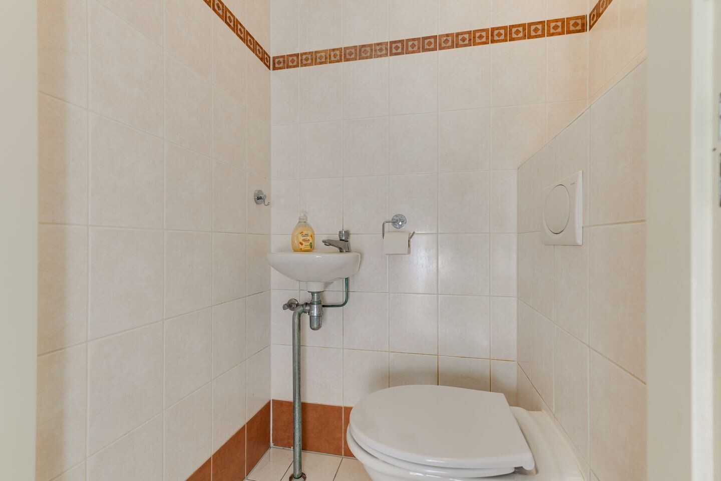 Tussenwoning te koop: Hazerswoudestraat 61, Zoetermeer