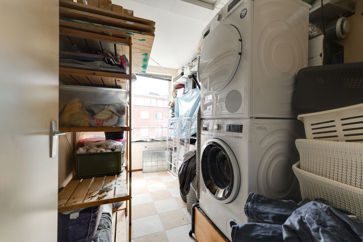 Tussenwoning te koop: Hazerswoudestraat 61, Zoetermeer