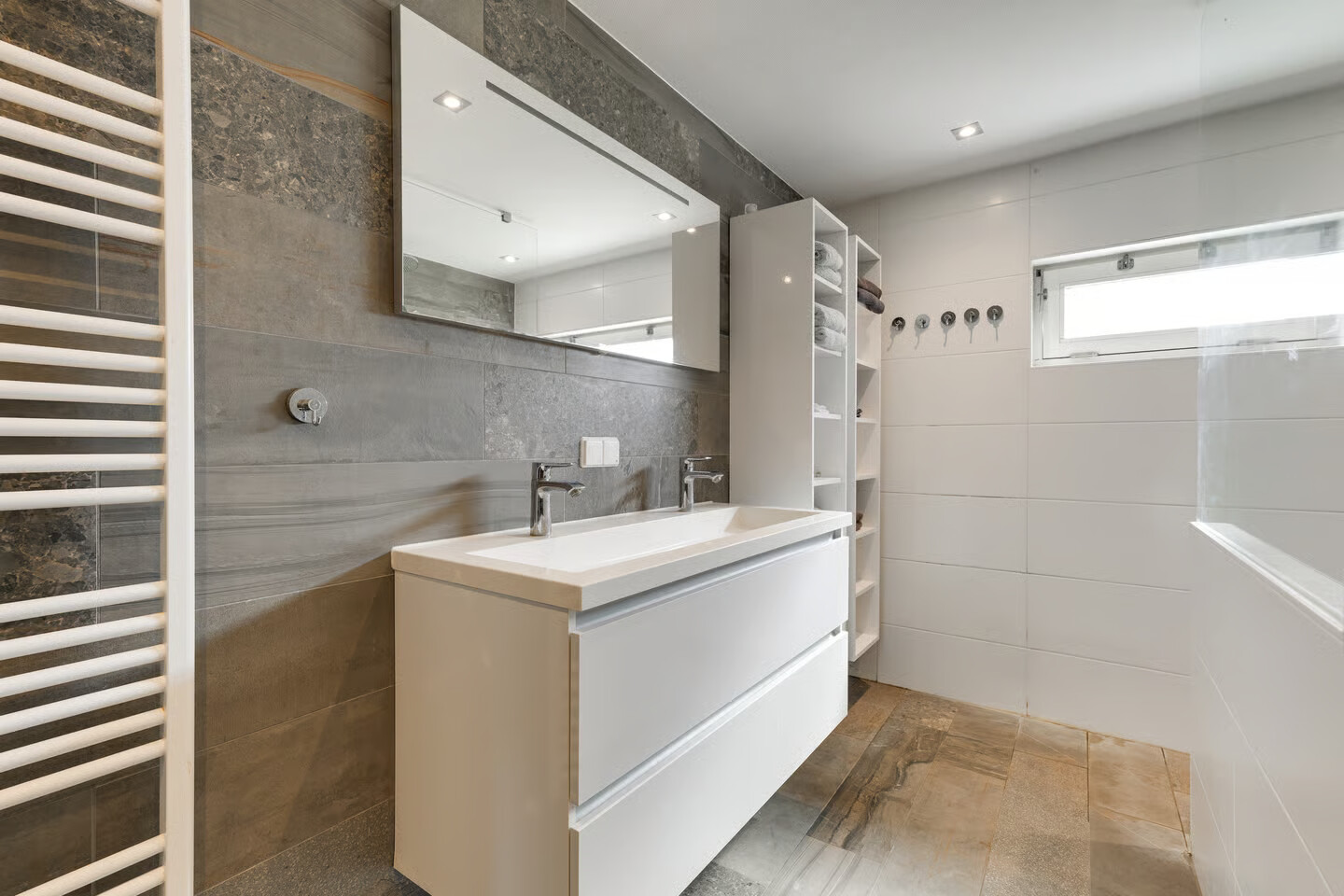 Tussenwoning te koop: Hazerswoudestraat 61, Zoetermeer