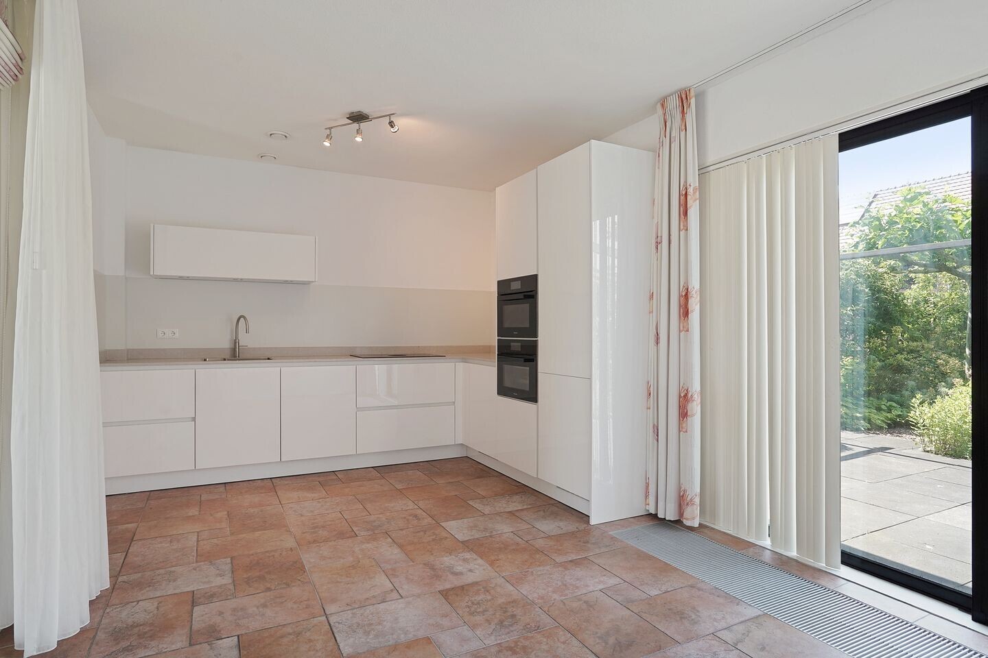 Tussenwoning te koop: Peursumstraat 77, Zoetermeer