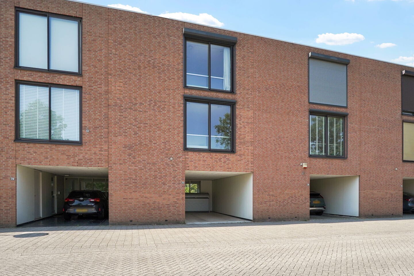 Tussenwoning te koop: Peursumstraat 77, Zoetermeer