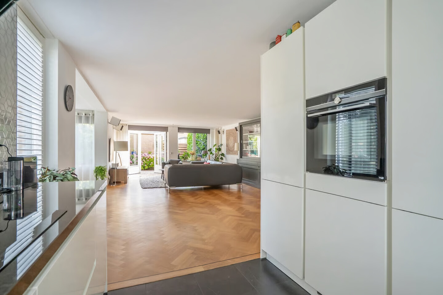 Hoekwoning te koop: Rhoonstraat 2, Zoetermeer