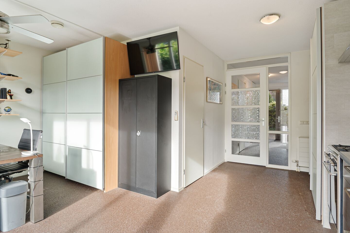Tussenwoning te koop: Schuddebeursstraat 92, Zoetermeer