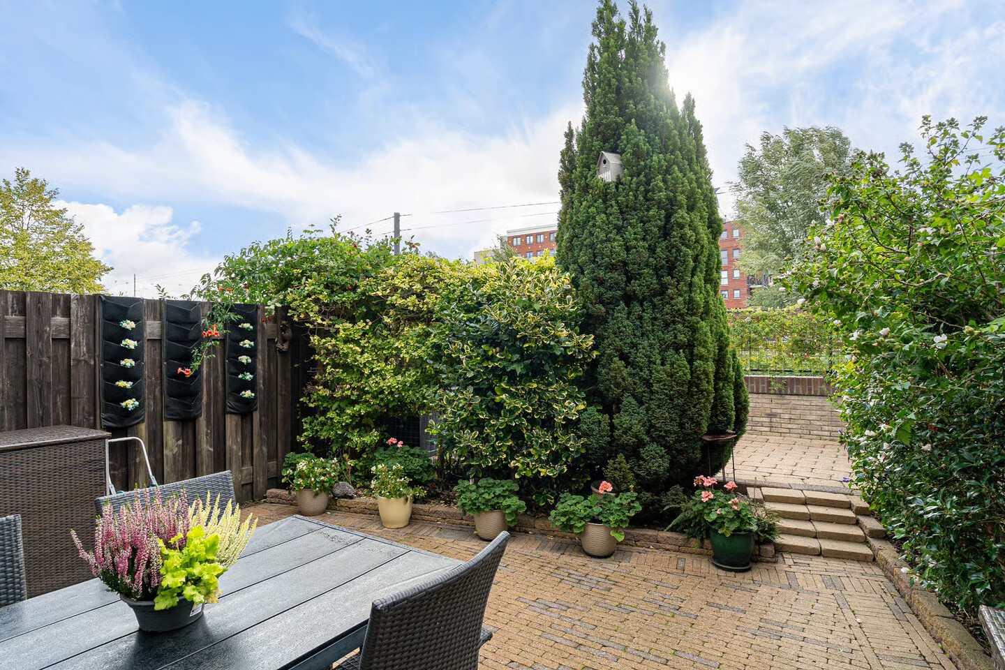 Tussenwoning te koop: Schuddebeursstraat 92, Zoetermeer