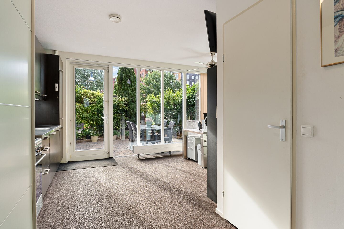 Tussenwoning te koop: Schuddebeursstraat 92, Zoetermeer