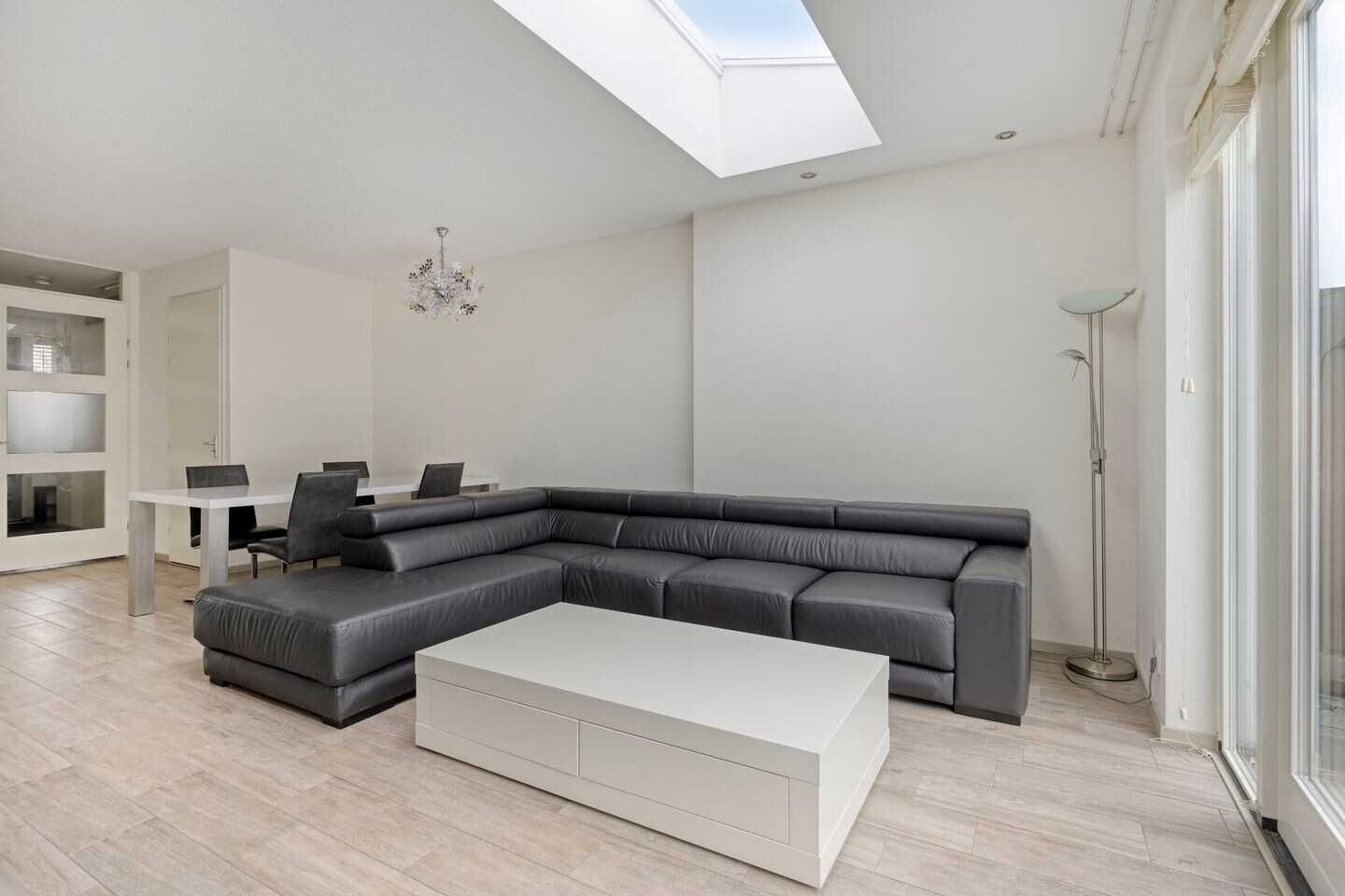 Tussenwoning te koop: Zuidlaardermeer 5, Zoetermeer
