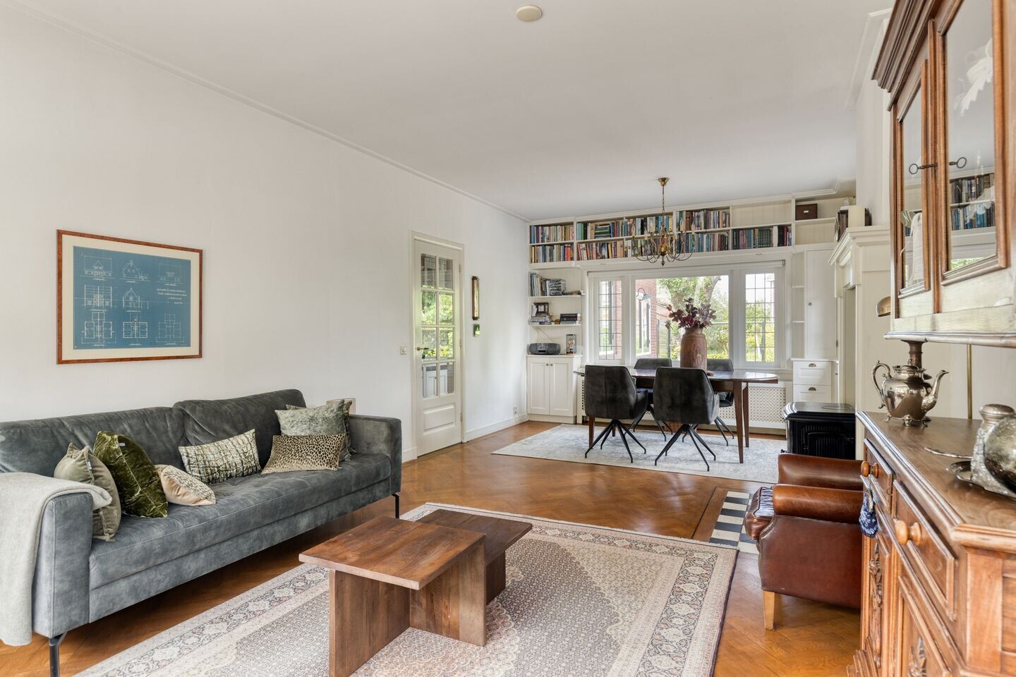 Twee-onder-één-kap te koop: Dorpsstraat 135, Benthuizen