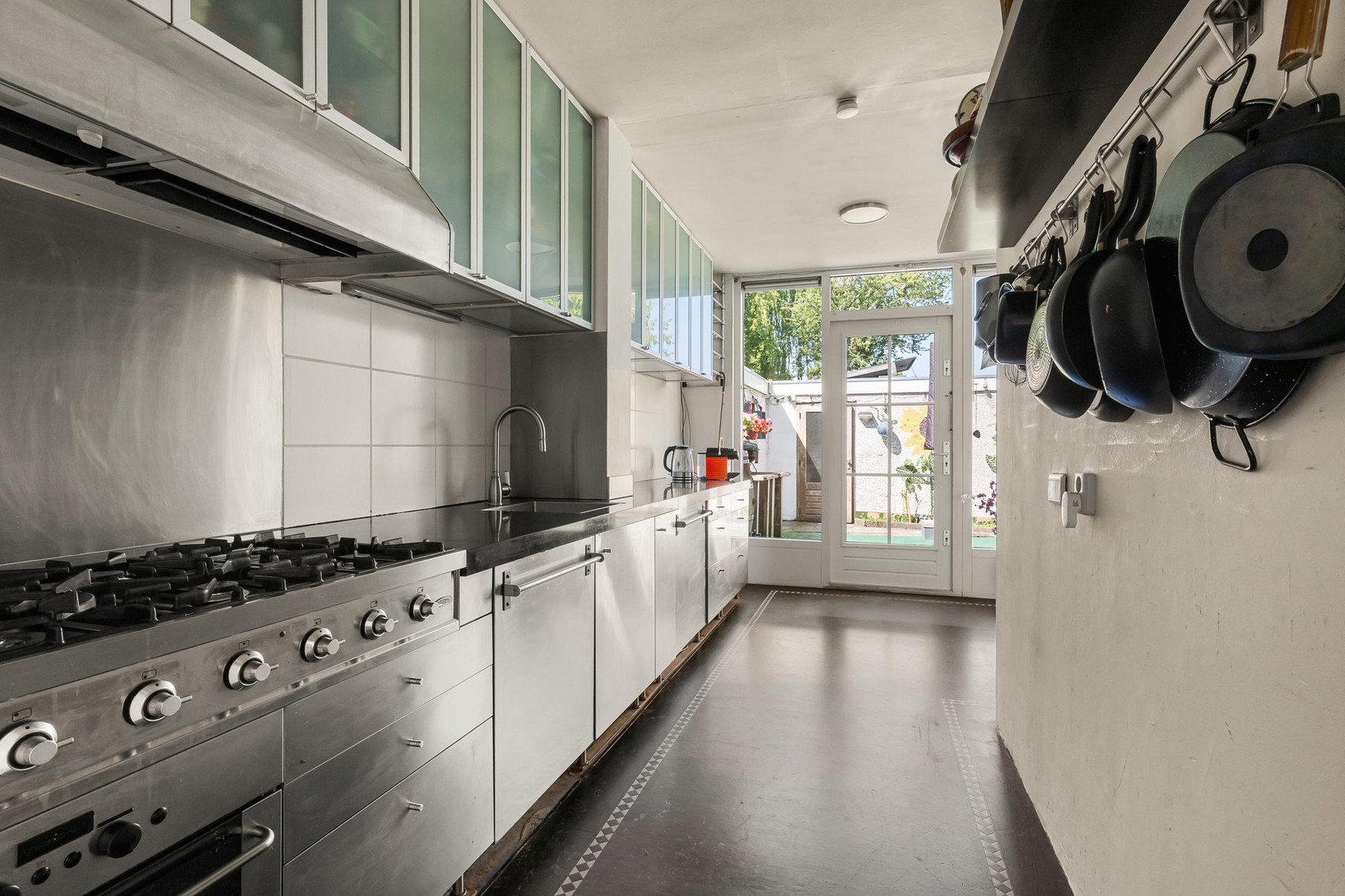 Hoekwoning te koop: Prins Clausstraat 8, Benthuizen