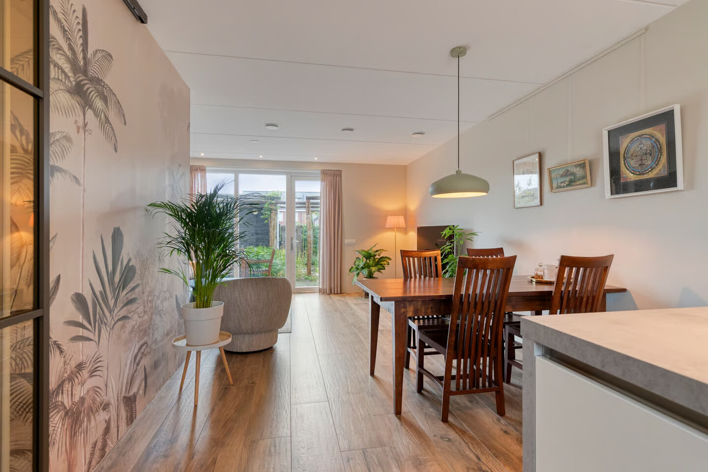 Tussenwoning te koop: Ploegerf 6, Benthuizen