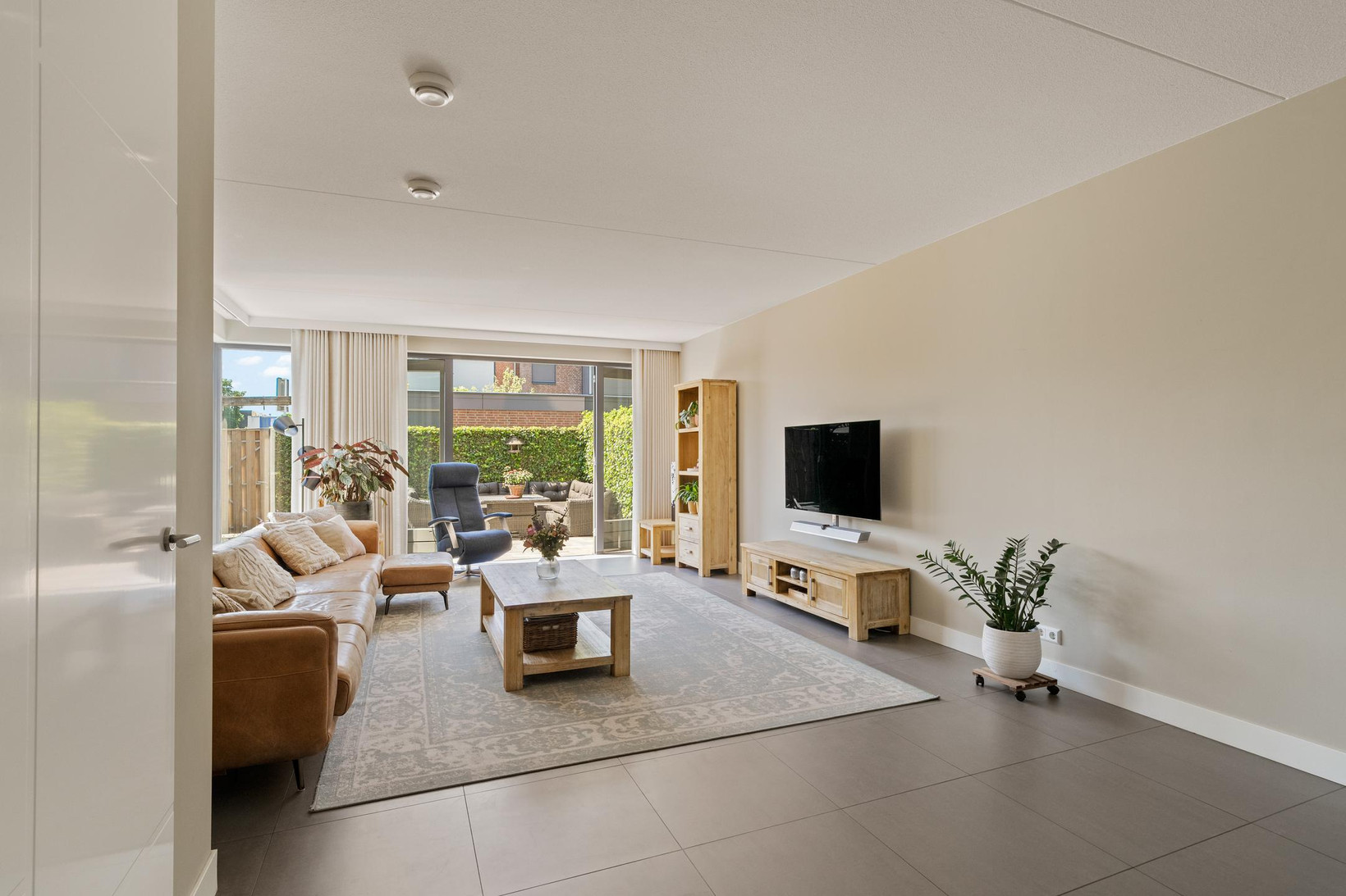 Tussenwoning te koop: Noordkade 100C, Waddinxveen