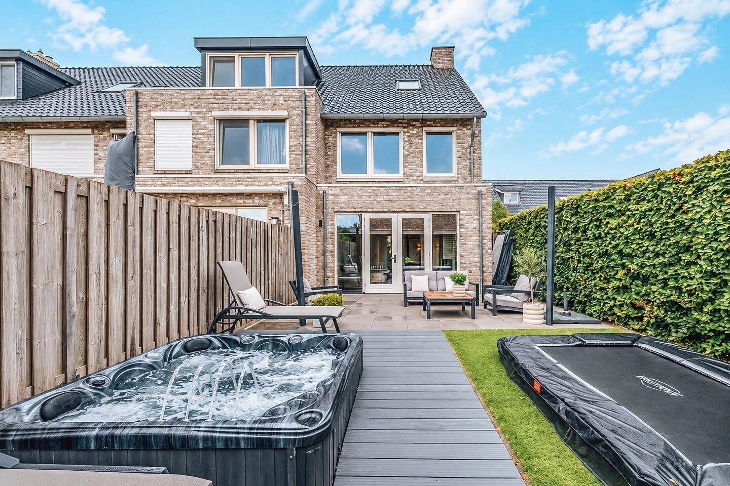 Hoekwoning te koop: Ganzerik 49, Waddinxveen