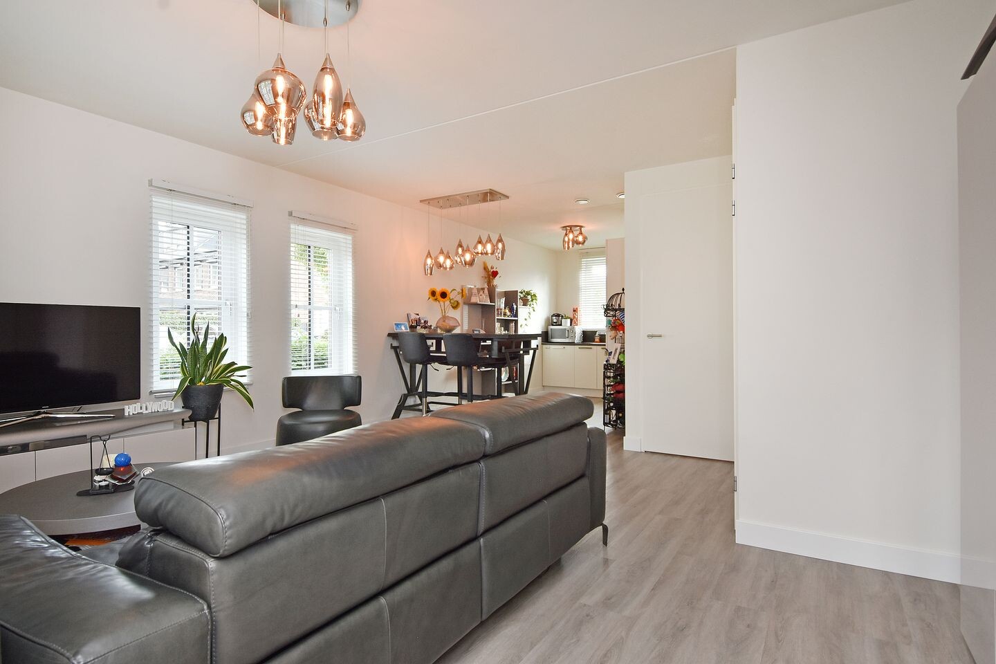 Hoekwoning te koop: Jan Bijhouwerstraat 1, Waddinxveen
