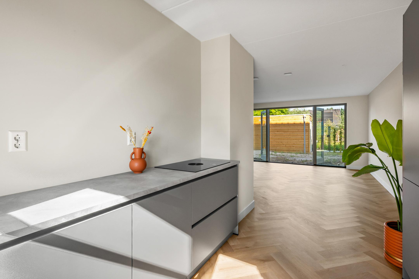 Tussenwoning te koop: Duinland 14, Waddinxveen