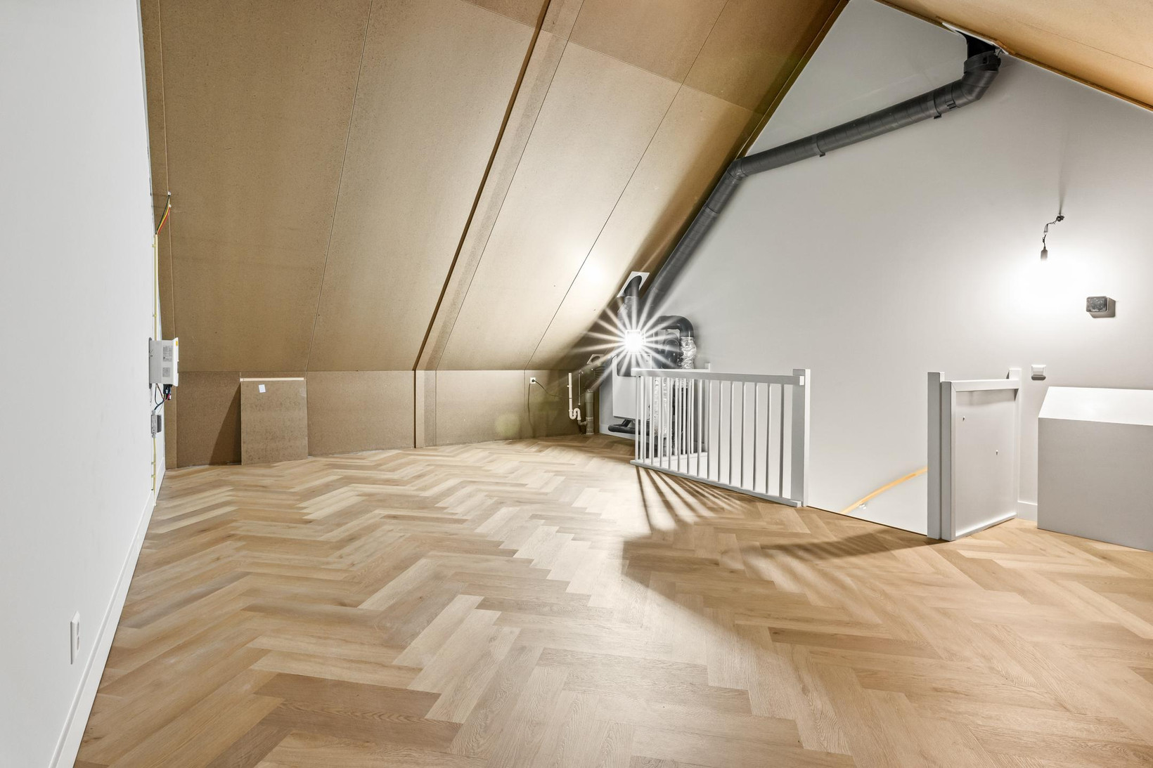 Tussenwoning te koop: Duinland 14, Waddinxveen