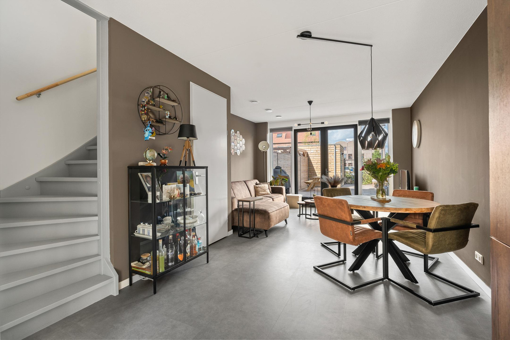 Hoekwoning te koop: Notenhout 22, Waddinxveen