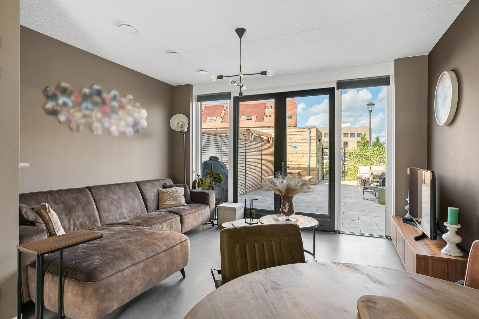 Hoekwoning te koop: Notenhout 22, Waddinxveen