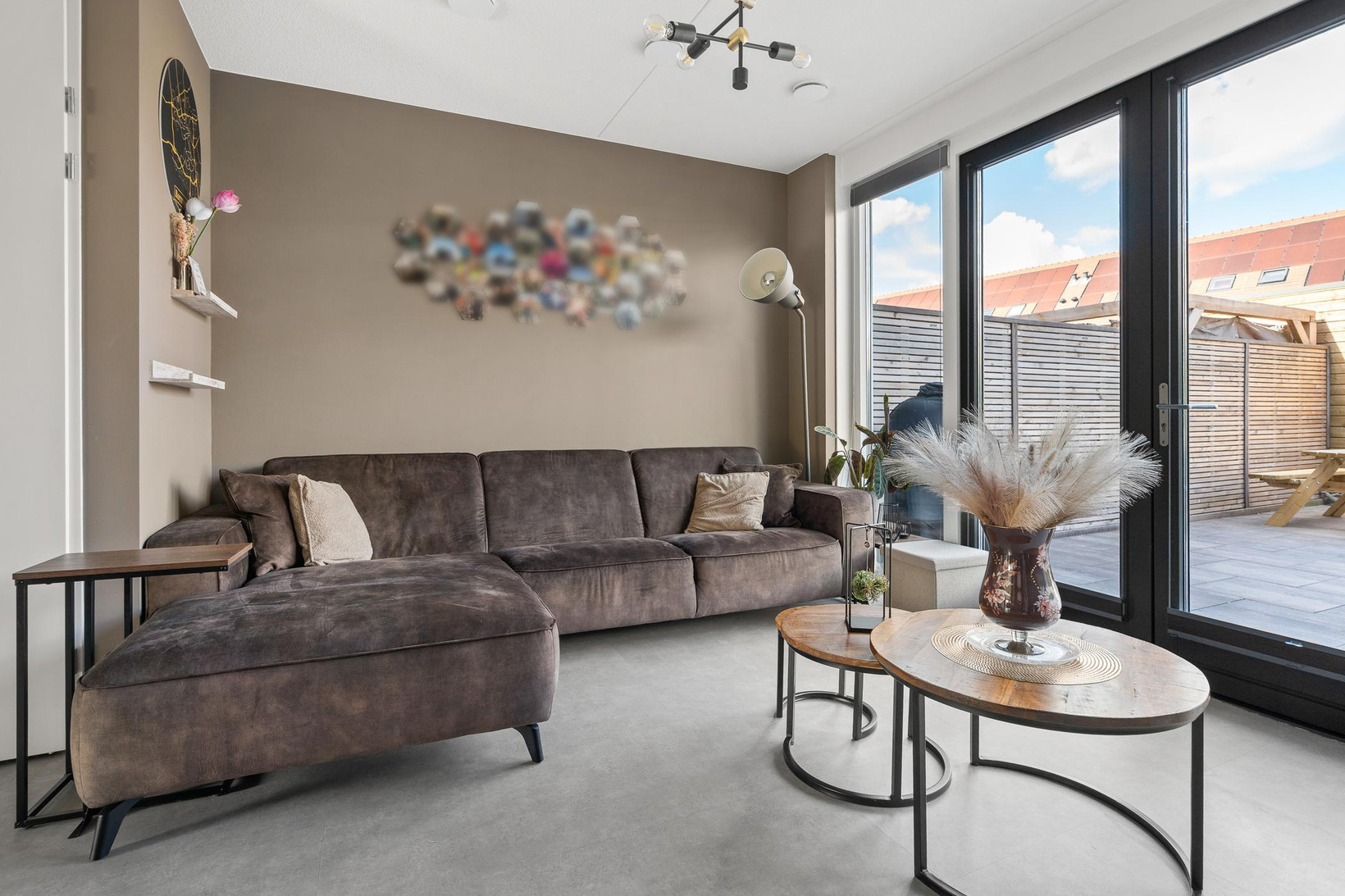 Hoekwoning te koop: Notenhout 22, Waddinxveen