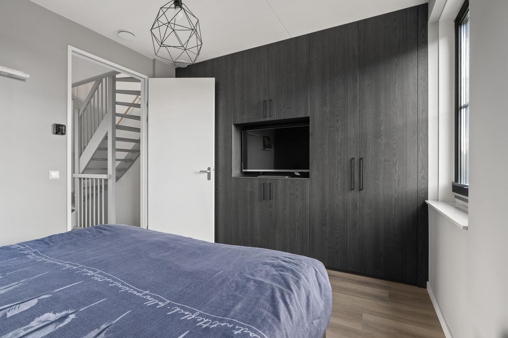 Hoekwoning te koop: Notenhout 22, Waddinxveen
