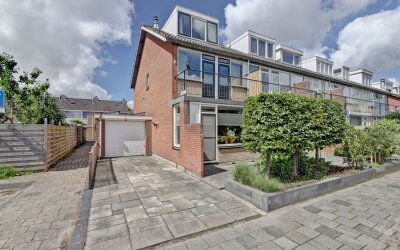 van Hogendorpstraat 11