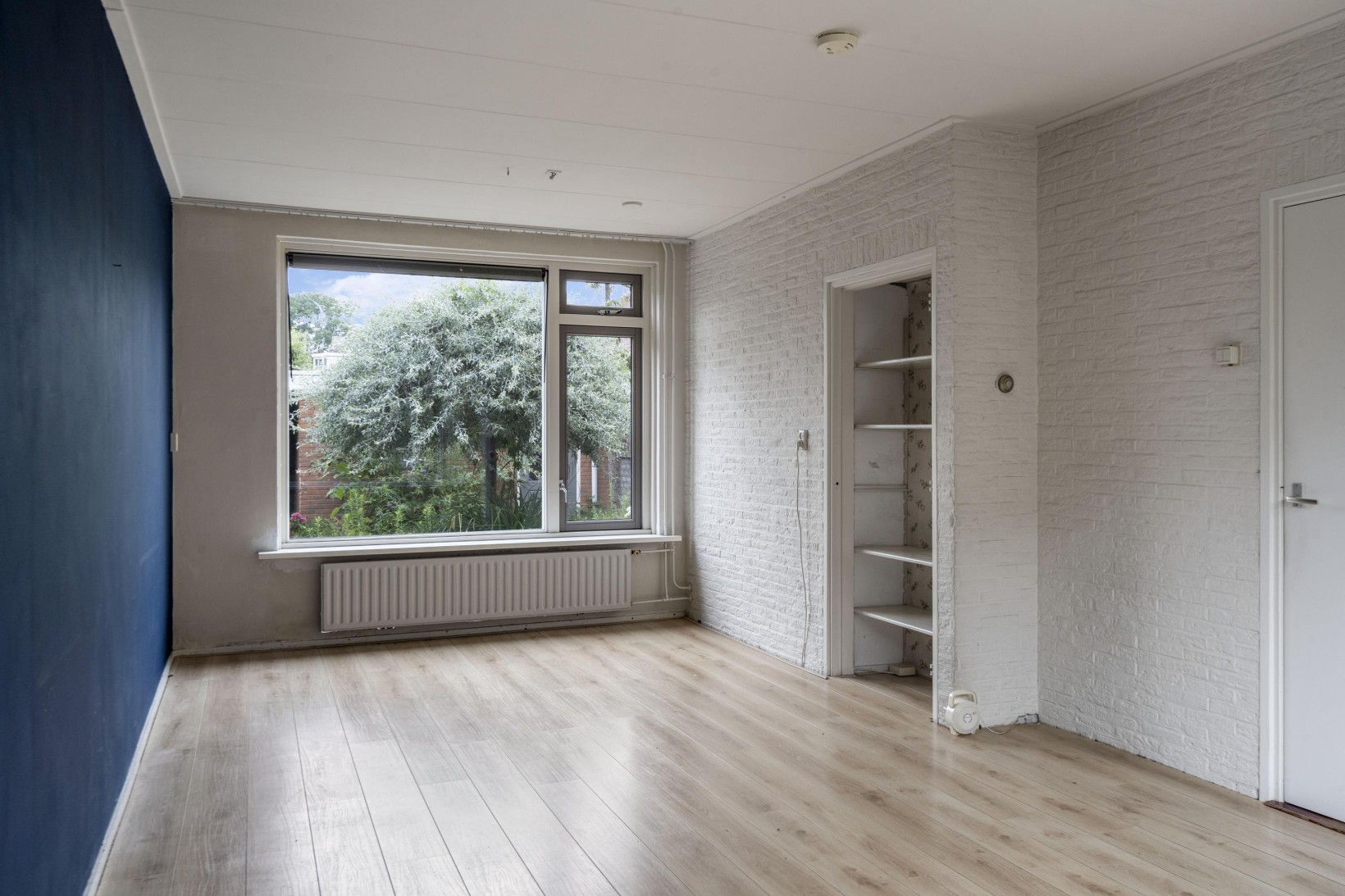 Tussenwoning te koop: Dahliastraat 12, Zevenhuizen