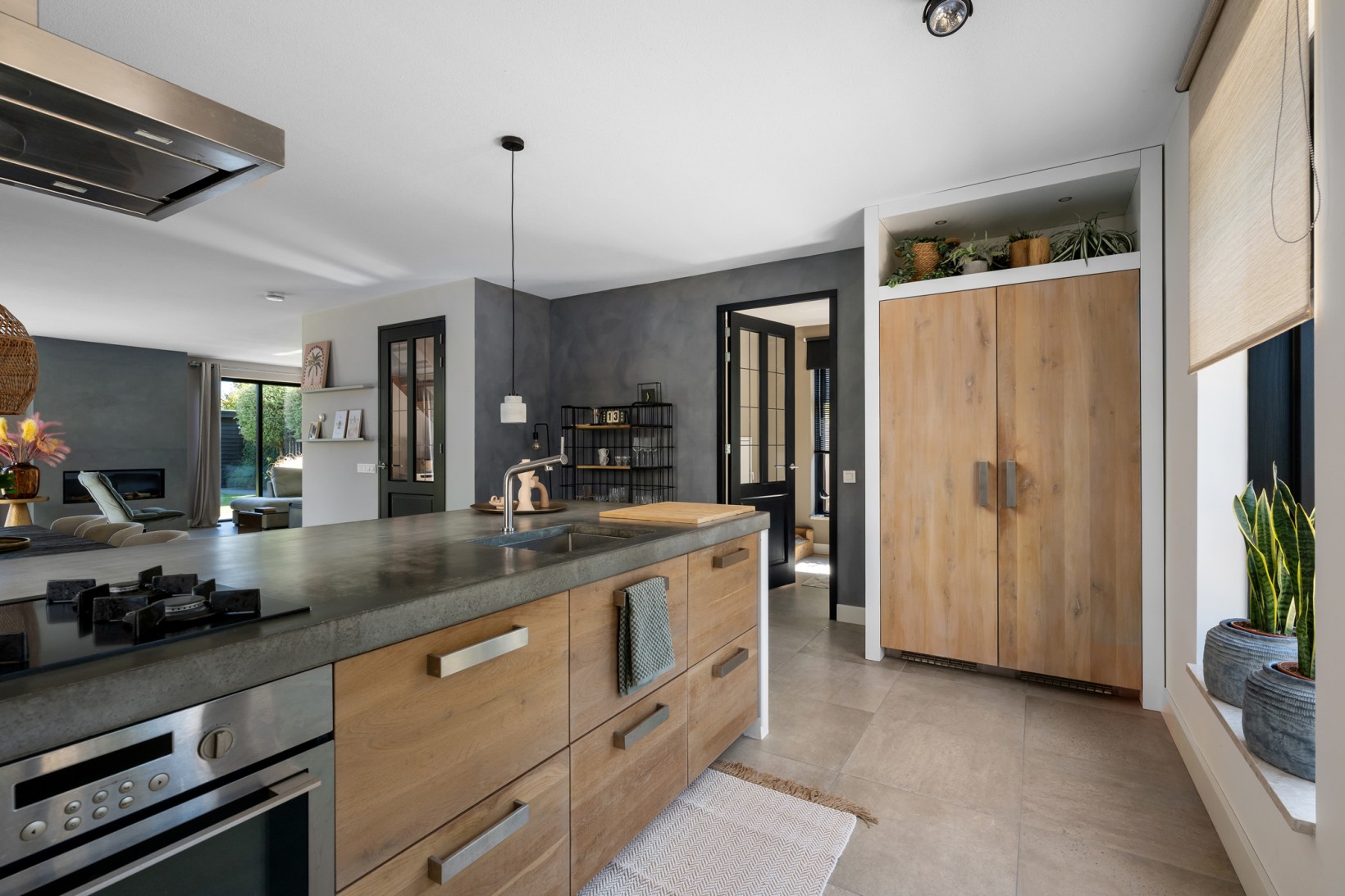 Vrijstaande woning te koop: Anjerlaan 33, Zevenhuizen