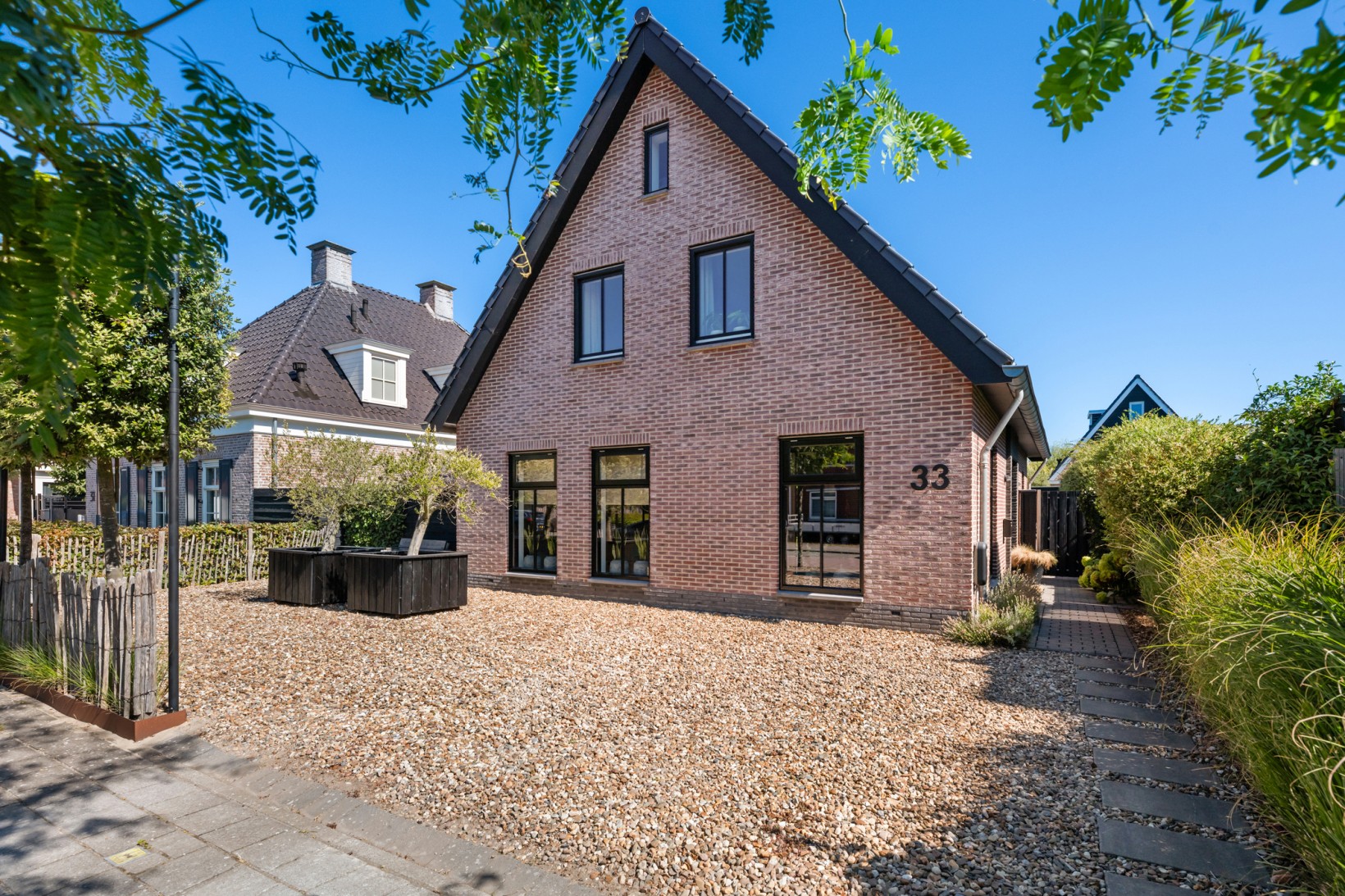 Vrijstaande woning te koop: Anjerlaan 33, Zevenhuizen