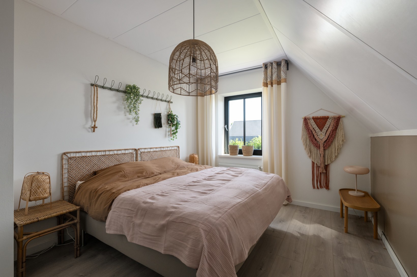 Vrijstaande woning te koop: Anjerlaan 33, Zevenhuizen