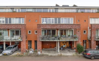 Burgemeester Nederveenlaan 45