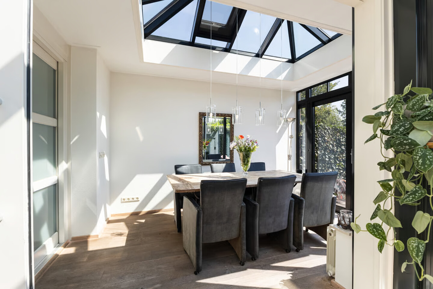 Tussenwoning te koop: Valkenburgerlaan 34, Boskoop